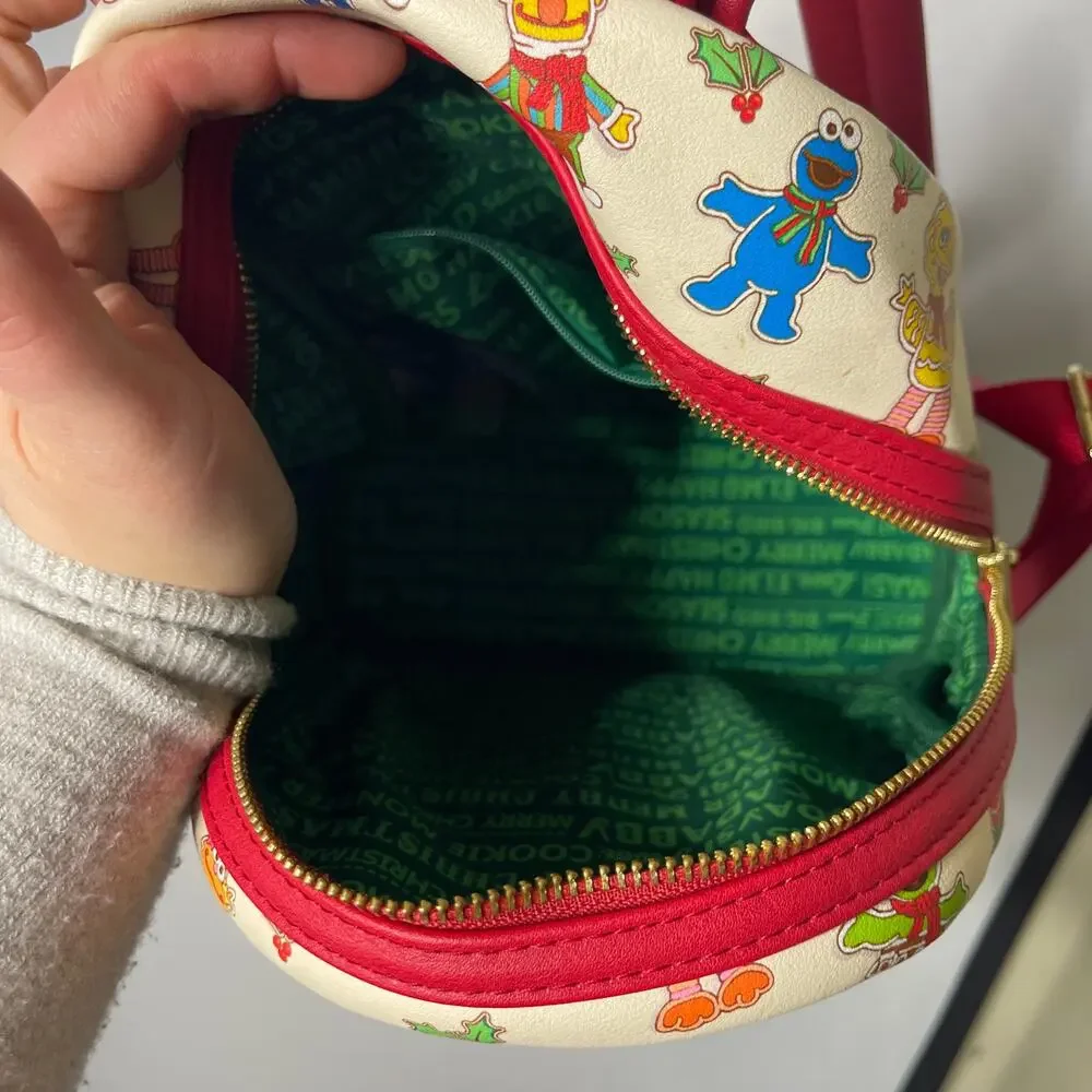 Loungefly Christmas Sesame Street mini backpack LIMITED EDITION - Picture 3 of 7